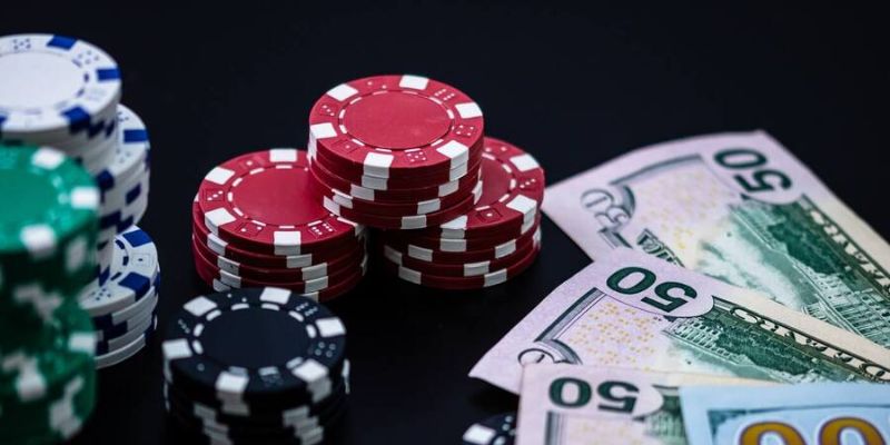 Hướng dẫn luật chơi poker và thứ tự các quân bài